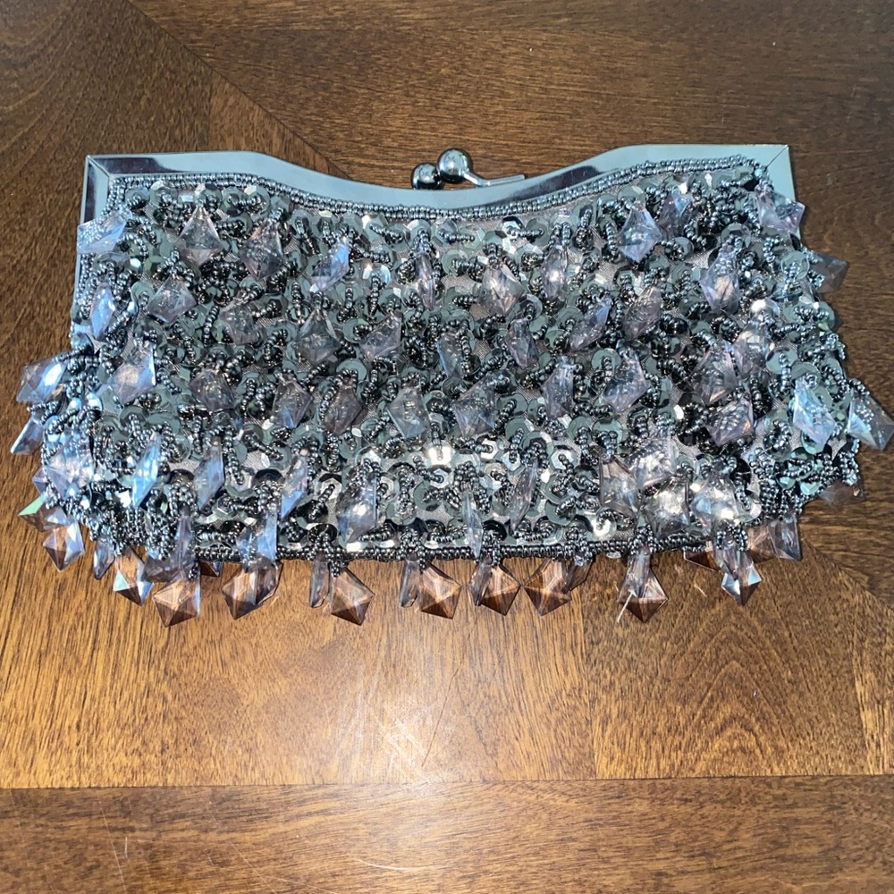 Unique Clutch